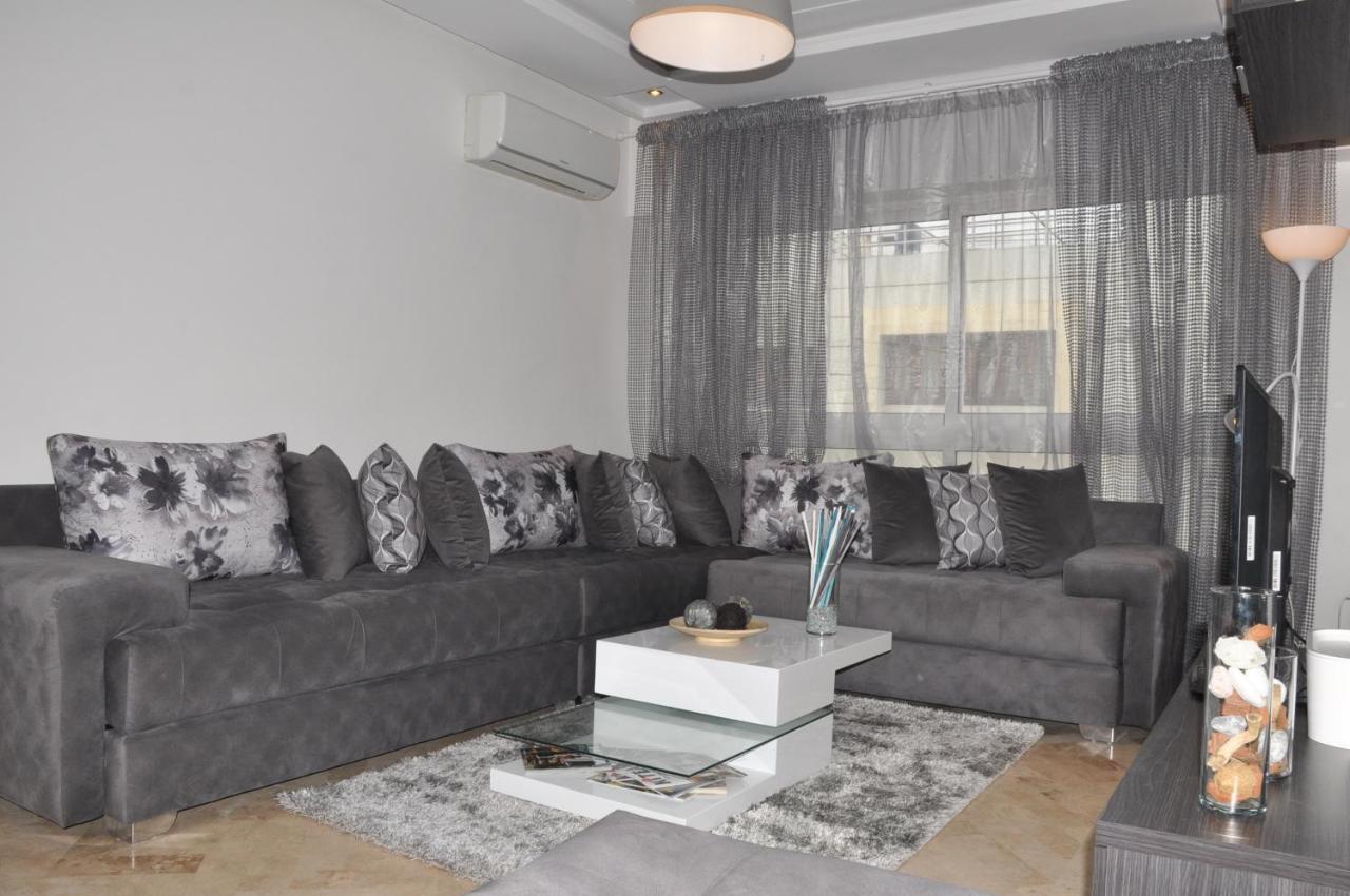 Val Fleuri Apartment With Balcony, Casablanca Exterior foto